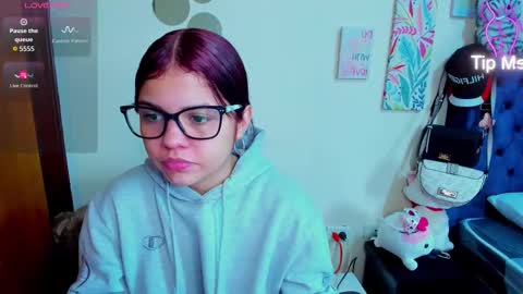 emma_boo_ online show from December 15, 8:05 pm