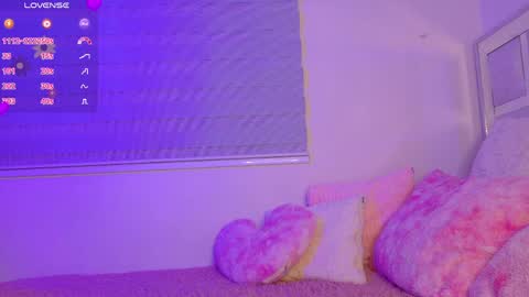  Emma  online show from April 11, 6:40 am