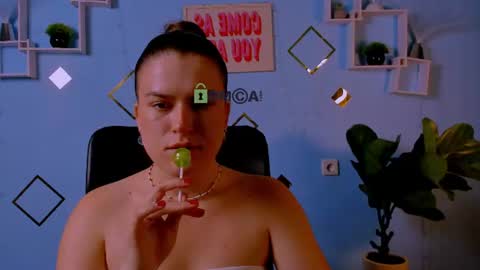 emma_dark_ online show from July 12, 9:12 am