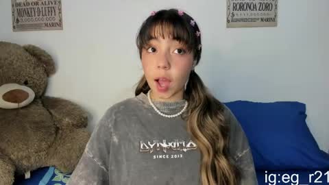 emma_grayys online show from April 24, 6:37 am