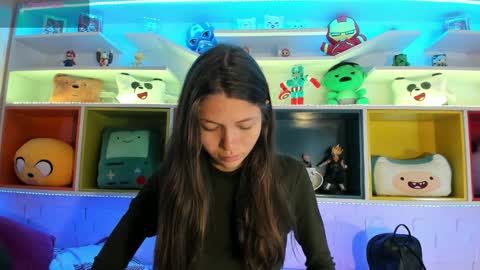 emma_jhoons online show from September 24, 11:06 am