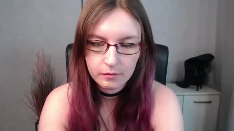 emma online show from March 12, 10:37 am