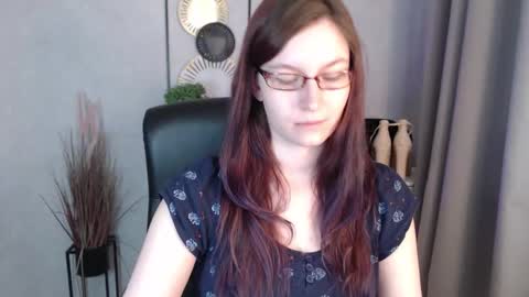 emma online show from March 16, 6:28 am