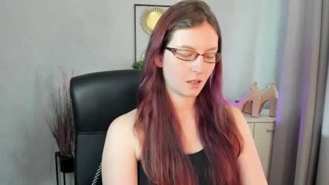 emma online show from July 7, 7:23 am