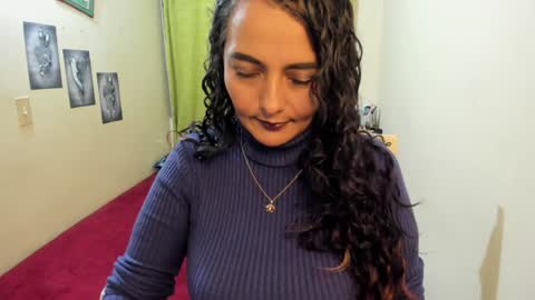  emma luxy online show from December 29, 5:53 am