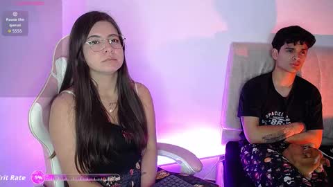 Snapshot of emma_naa chatting on October 6, 3:57 am Emma online show from October 6, 3:57 am