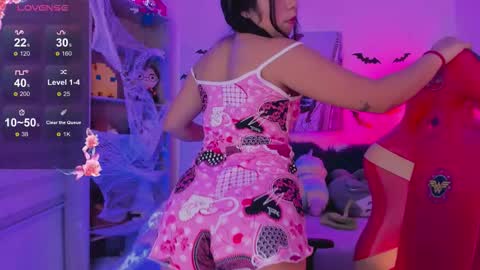 EMMA  online show from October 21, 7:28 pm