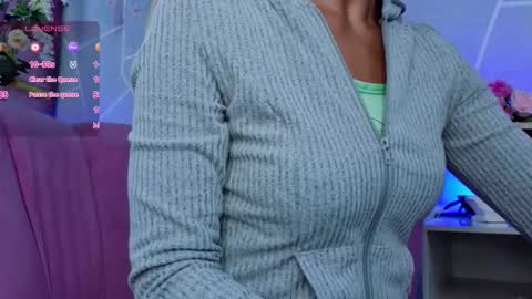 Snapshot of emmacortez chatting on September 22, 11:47 am emma cortez online show from September 22, 11:47 am
