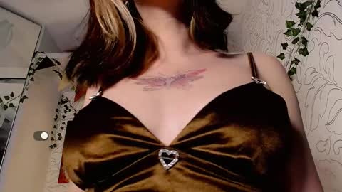 Emma online show from February 22, 1:03 pm