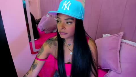emmaebony_ online show from May 15, 3:04 am
