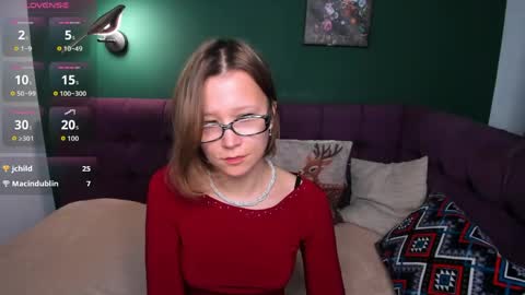 Emma 3 online show from May 23, 2:40 am