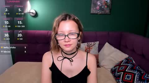 Emma 3 online show from February 23, 1:52 am