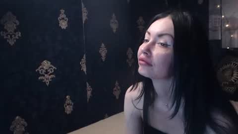 EmmaGoldX online show from March 19, 4:29 am