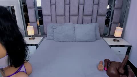 EMMA HILL online show from March 25, 11:17 am