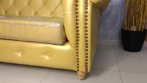 Emma online show from March 5, 7:49 pm