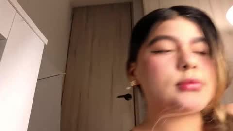 Emma online show from October 12, 11:17 pm