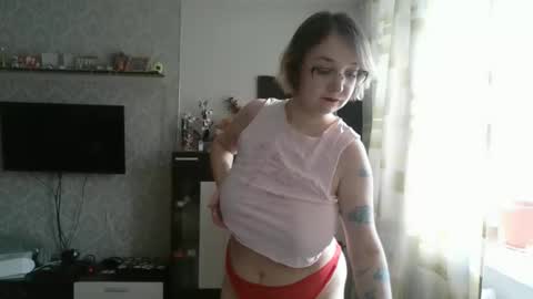 emmanoir_ online show from February 26, 6:28 am