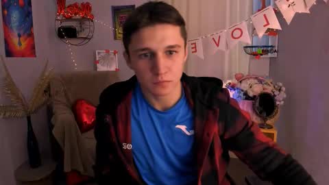 Emmi online show from February 11, 9:02 am