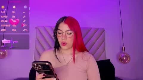 Emma online show from September 29, 2:32 am