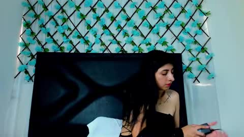  Emma  online show from January 26, 8:02 pm