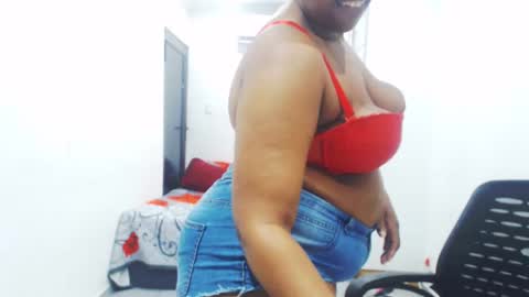 Emmy Lilly and Sam online show from December 13, 6:49 pm