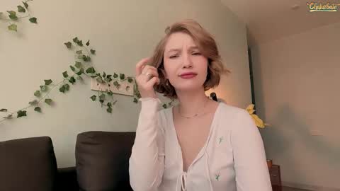 Emily online show from March 15, 6:40 am