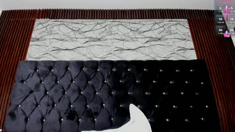 Emely online show from December 15, 3:09 pm