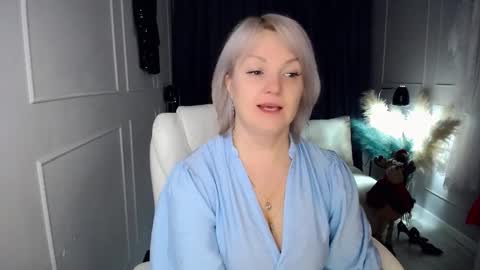 emmmam online show from January 9, 1:17 pm