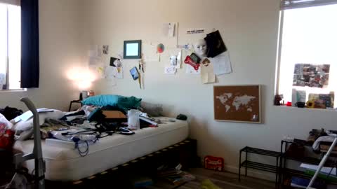 Emms online show from February 18, 5:09 pm