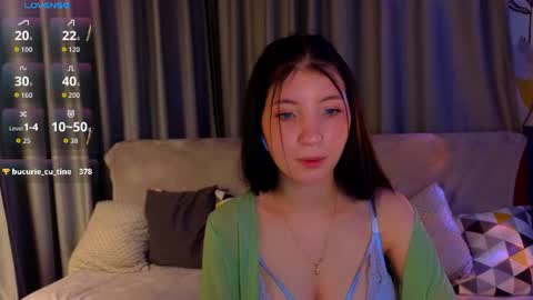 emmy_dreamy_ online show from July 24, 2:09 am