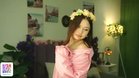 Emily online show from February 26, 1:47 pm