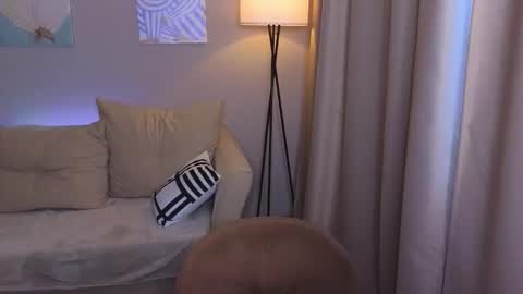 Emory John online show from December 18, 5:14 am