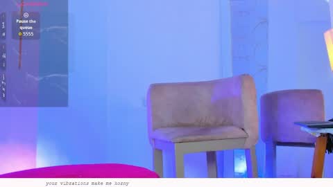 EMYLY  online show from April 9, 12:58 am