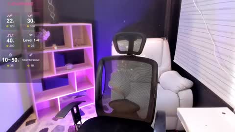 Emy Silver online show from December 5, 7:33 pm