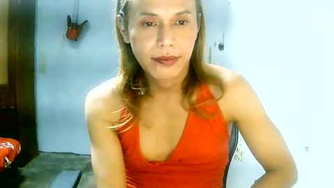 CHUN LY online show from May 23, 6:04 pm