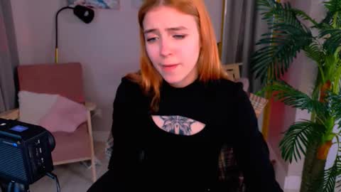 enchanted_bella online show from March 23, 11:04 am