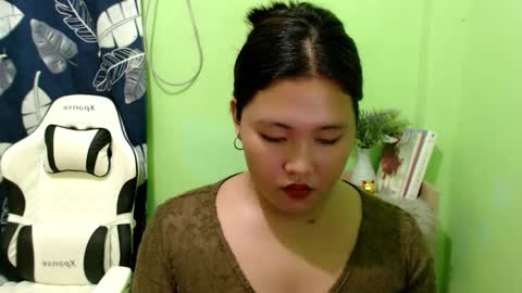 Eva online show from November 24, 7:23 pm