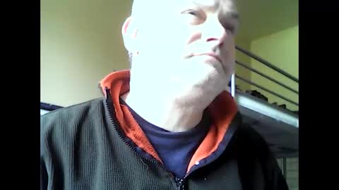 englishguysurrey online show from May 10, 8:43 am