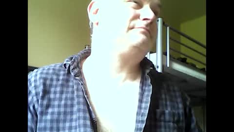 englishguysurrey online show from May 19, 10:22 am
