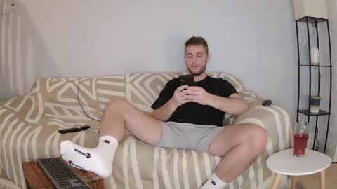 Englishladxxx online show from December 15, 11:12 pm