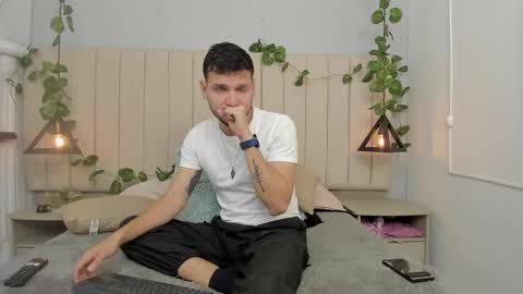 ENZO online show from October 29, 2:41 pm