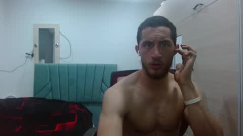 enzo_savage online show from October 14, 6:44 pm