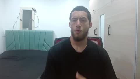 enzo_savage online show from October 29, 6:30 pm