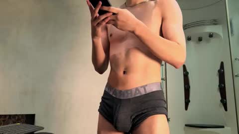 enzo_steel online show from November 6, 4:15 am