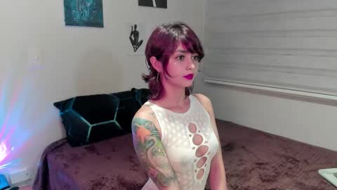 Leyla online show from October 3, 1:15 am