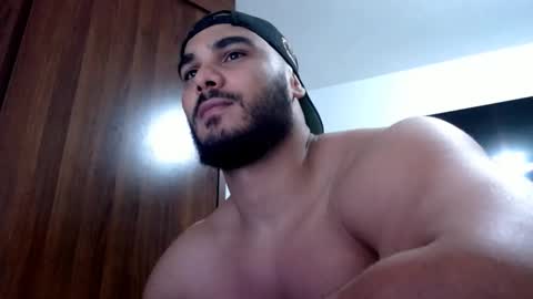 eren_smith online show from February 9, 10:56 pm