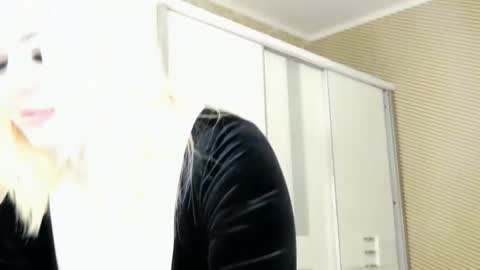 erencia online show from November 9, 7:45 am