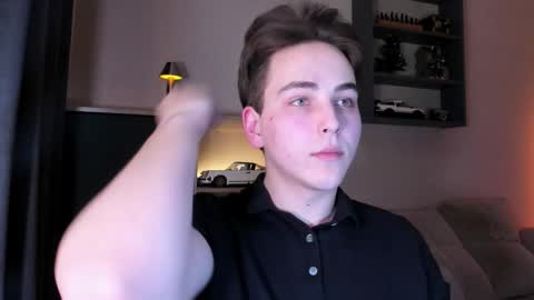 Eric online show from February 22, 8:00 pm