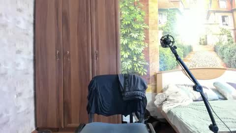 Eric online show from October 15, 9:21 am