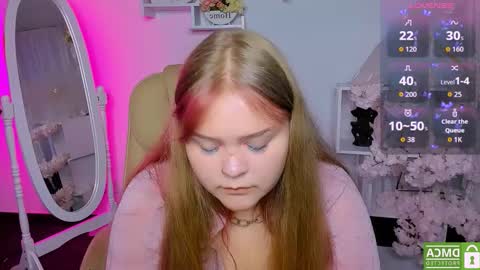Snapshot of erica_love_ chatting on September 25, 7:04 am erica_love_ online show from September 25, 7:04 am